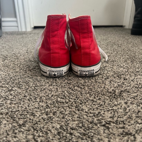 All-Star Red Converse - Picture 2 of 6